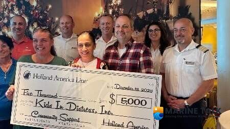 Port Everglades Hosts Festive Celebration Aboard *Nieuw Statendam*