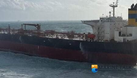 Turkish Officials Refloat Attacked Shadow Tanker After 12 Days Aground