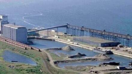 Canada Explores Year-Round Shipping for Arctic Gateway