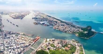 Taiwan Authorities Issue Warrant for Ship Captain in Drug Probe