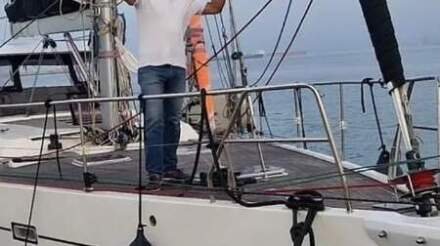 Update: Container Feeder Rescues Solo Sailor in Rough Weather off Bermuda