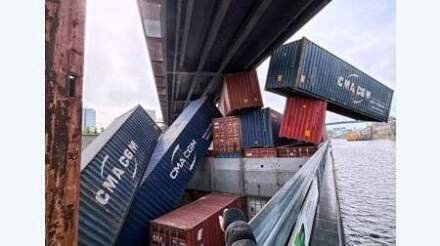 German Authorities Respond to Neuss Bridge Incident