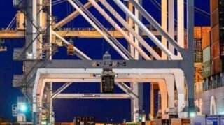 U.S. Container Imports Dip Amidst Global Trade Volatility