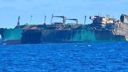 Update: Libya to Secure Drifting Hulk of Russian Gas Carrier and Bring It to Port