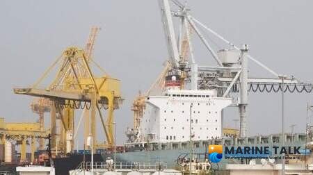 Update: Ocean Carriers Adapt to Hormuz Shutdown With Overland Routes